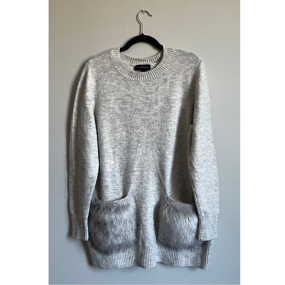 Lane Bryant Grey Faux Fur Pocket Sweater Tunic - Picture 2 of 2